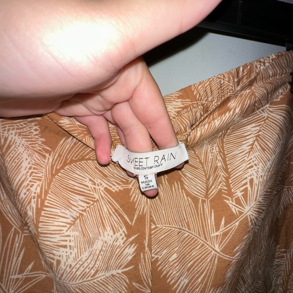 STYLISH WIDE LEG PANTS SIZE SMALL - Picture 3 of 3